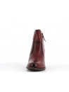 Bottine rouge en cuir