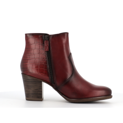 Bottine rouge en cuir