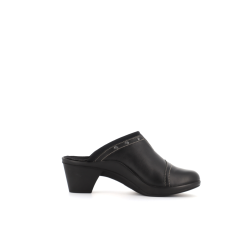 sabot noire a talon en cuir