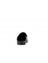 chausson noir en gris