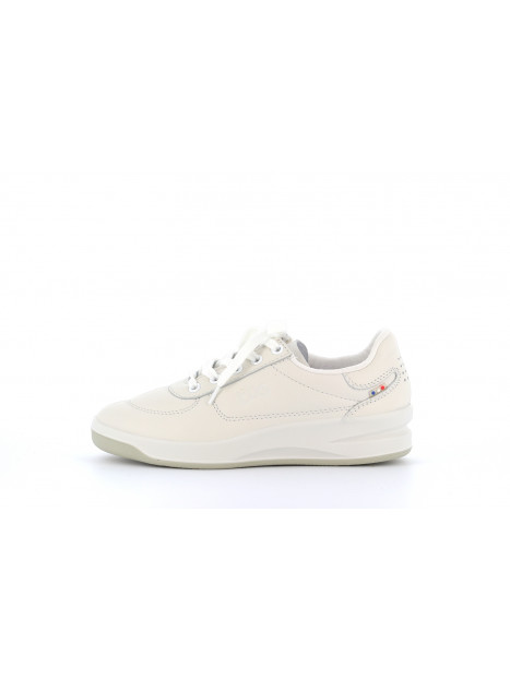 Basket blanche en cuir brandy