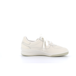 Basket blanche en cuir brandy