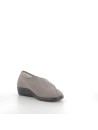 Chaussons en textile taupe