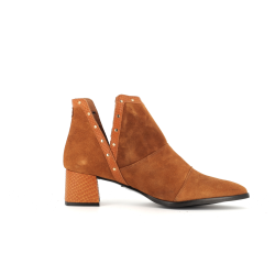 Bottine marron en cuir