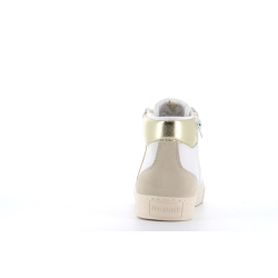 Basket montante blanche en cuir