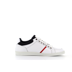 basket blanche en cuir