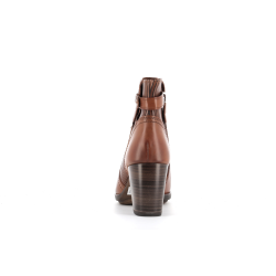 talon marron en cuir
