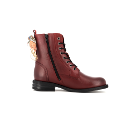 bottine rouge en cuir