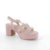 chaussures ouvertes à talons roses en cuir daim