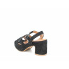 Talon noir en cuir