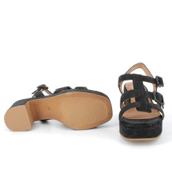 Talon noir en cuir