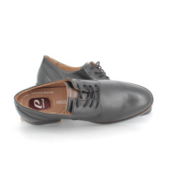 Derbys noir en cuir Pegada