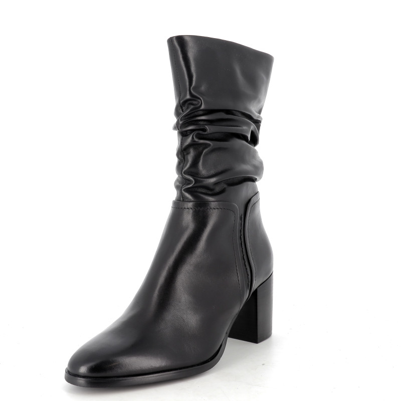 Bottes noires en cuir Regarde le ciel
