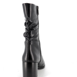 Bottes noires en cuir Regarde le ciel