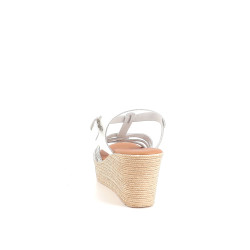 Sandales compensées en cuir blanc SPK