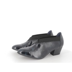 Escarpin à élastique bleu marine en cuir vernis