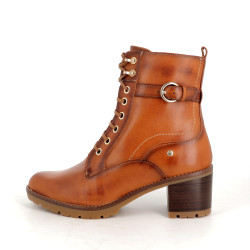 chaussures montantes à talon en cuir marron