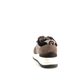 Baskets marrons TBS