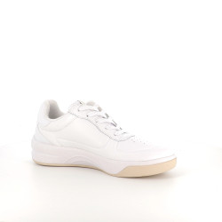 Baskets en cuir extrat blanc TBS