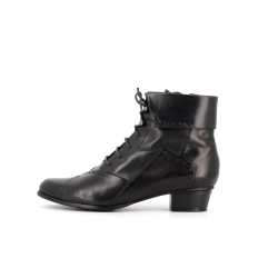 Bottines à talon en cuir noir