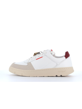 basket blanche en cuir
