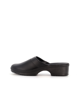 Sabot noir en cuir