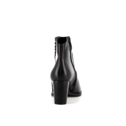 Bottine à talon noir en cuir