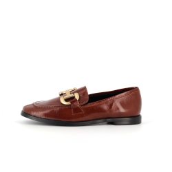 mocassin marron en cuir verni