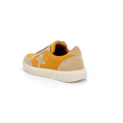 Basket jaune en cuir