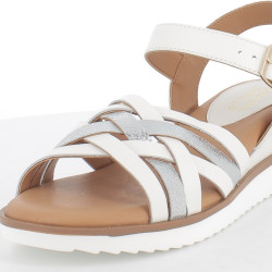 sandales blanches en cuir Regarde le ciel