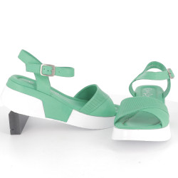 nu-pieds vert Coco et Abricot