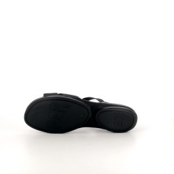 Sandales en cuir noir Camper
