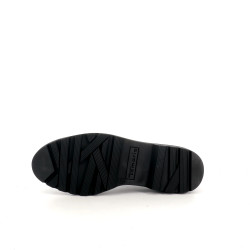 Derbys en synthétique noir vernis Tamaris