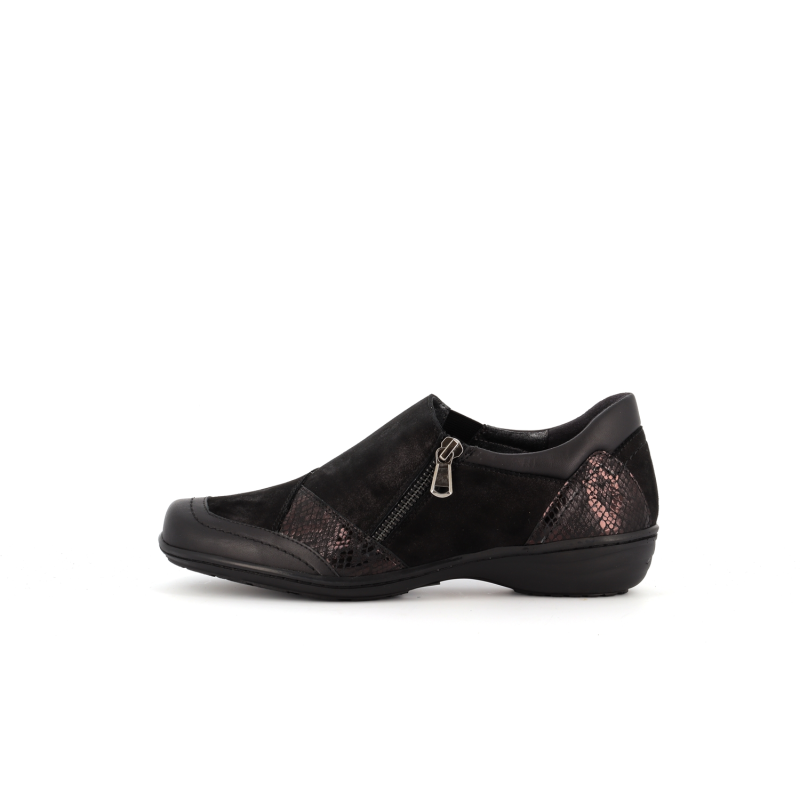basket en cuir noir