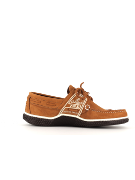 chaussure bateau en cuir marron