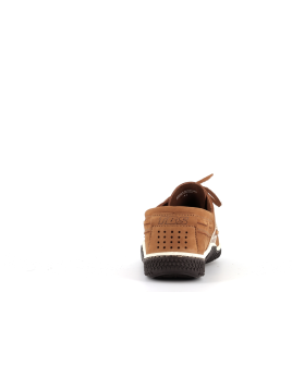 chaussure bateau en cuir marron