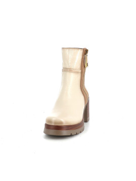 Boots en cuir crème à talons Dorking by Fluchos