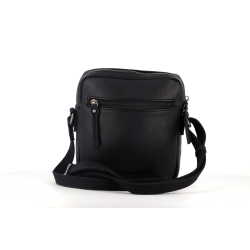 pochette en cuir noire