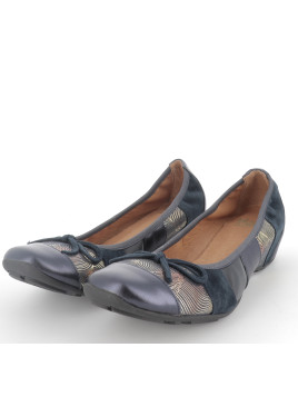 Ballerine marine en cuir