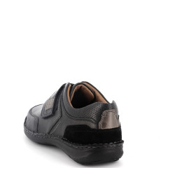 mocassin noir en cuir