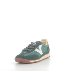Baskets vertes retro