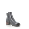 Boots noires avec boucle dorée