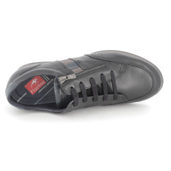 basket noir en cuir