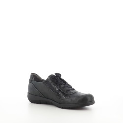 Baskets basses en cuir noir