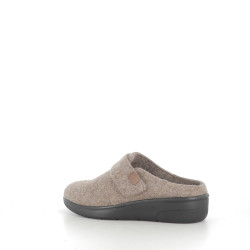 Pantoufles en laine beige