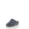 Mules bleues en textile avec broderies