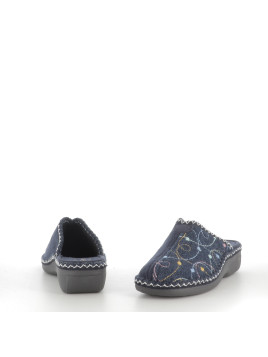 Mules bleues en textile avec broderies