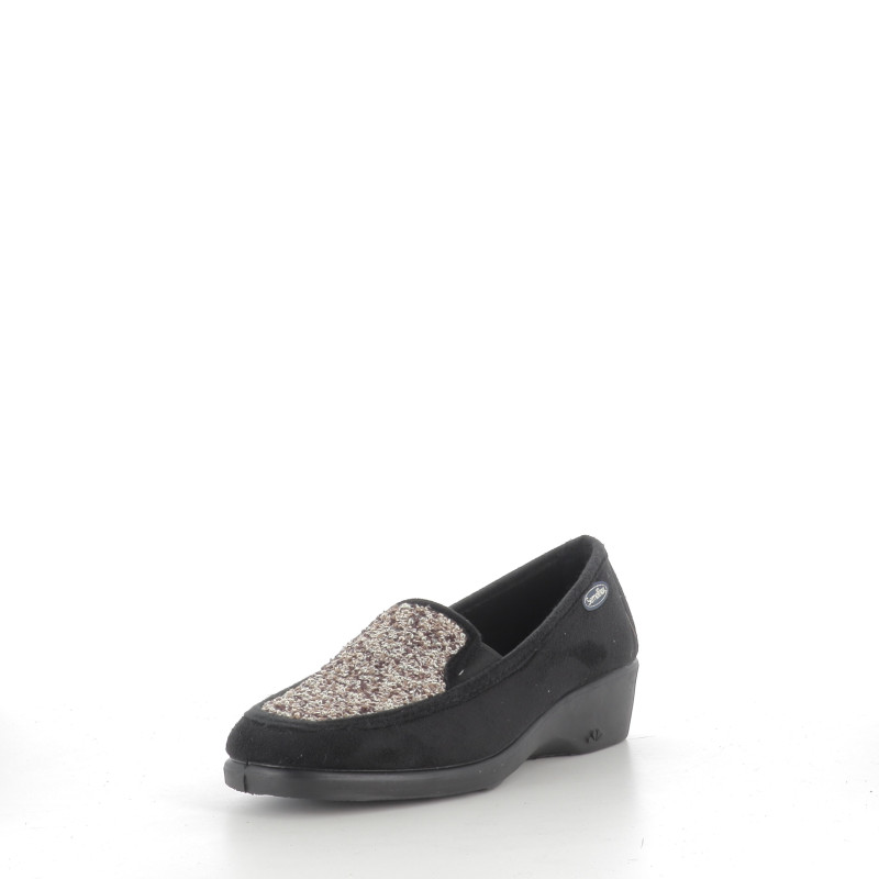 Pantoufles noires en textile avec détails