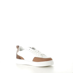 Baskets basses blanches