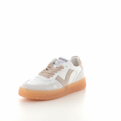 Baskets basses blanches